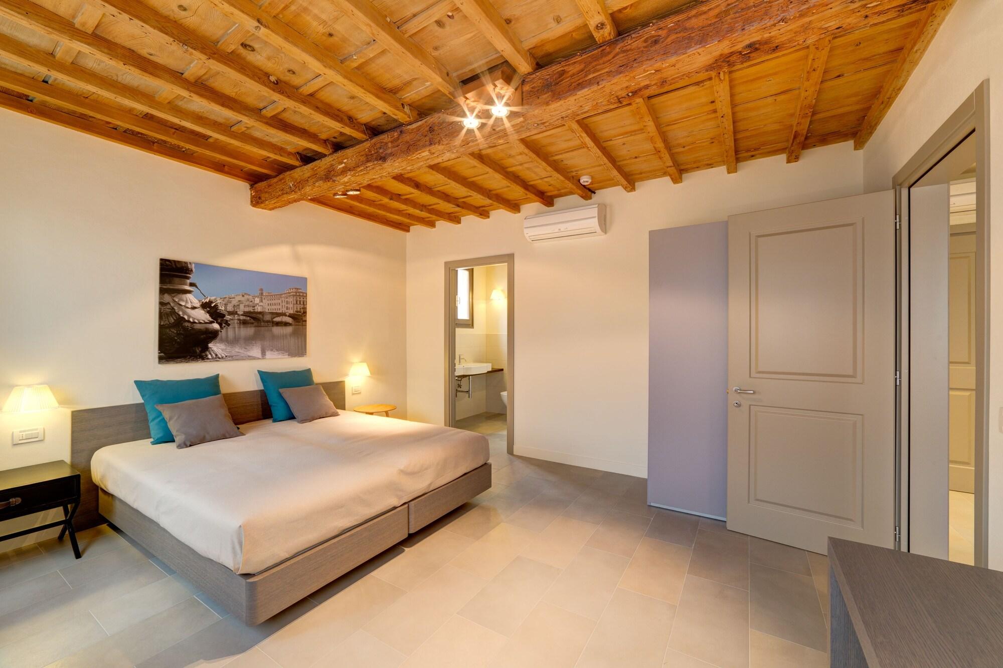 Palazzo Mannaioni Apartahotel 4*